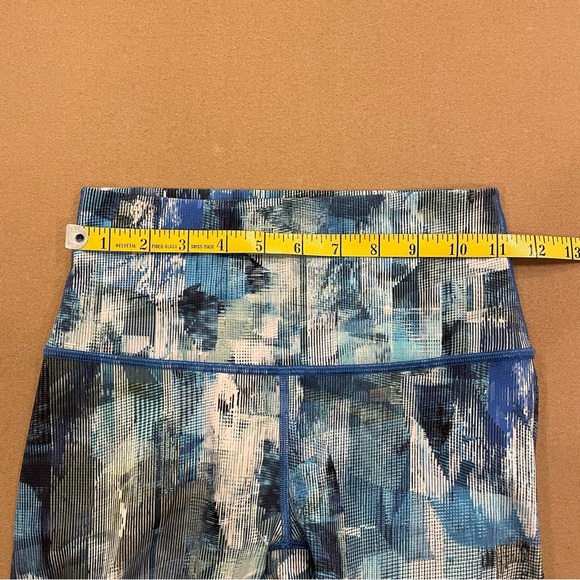 Lululemon Wunder Under Crop Hi-Rise 21” Sun Dazed Multi Blue Size 4 - Picture 8 of 10